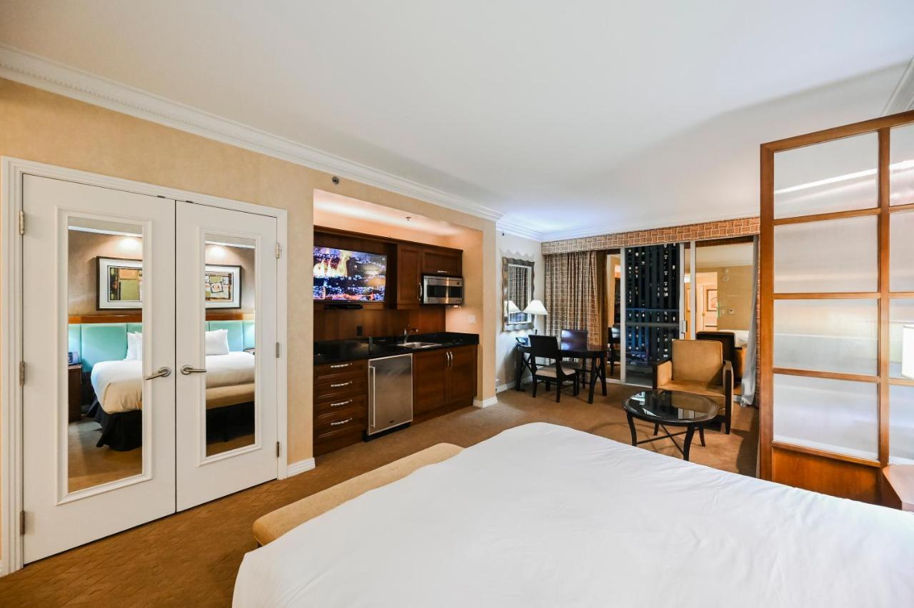 لاس فيغاس Mgm Signature Towers, Balcony Suite, Strip View - No Resort Fees! المظهر الخارجي الصورة